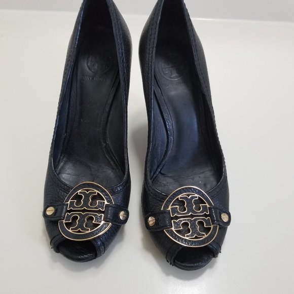 TORY BURCH Benton Logo Peep Toe Leather Wedge Heel - Picture 1 of 9